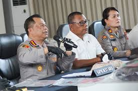 Pembakaran Gedung Grahadi Surabaya: Polisi Kejar Pelaku